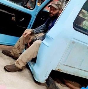 Meet your Posher, Walter